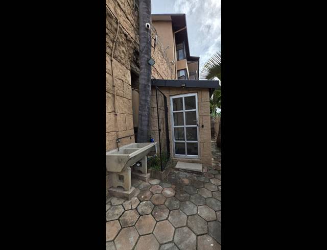 1 BEDROOM FLAT RENTED IN SHERWOOD